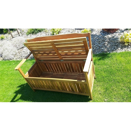 Dřevěná lavice Edita s úložným prostorem dřevo akácie